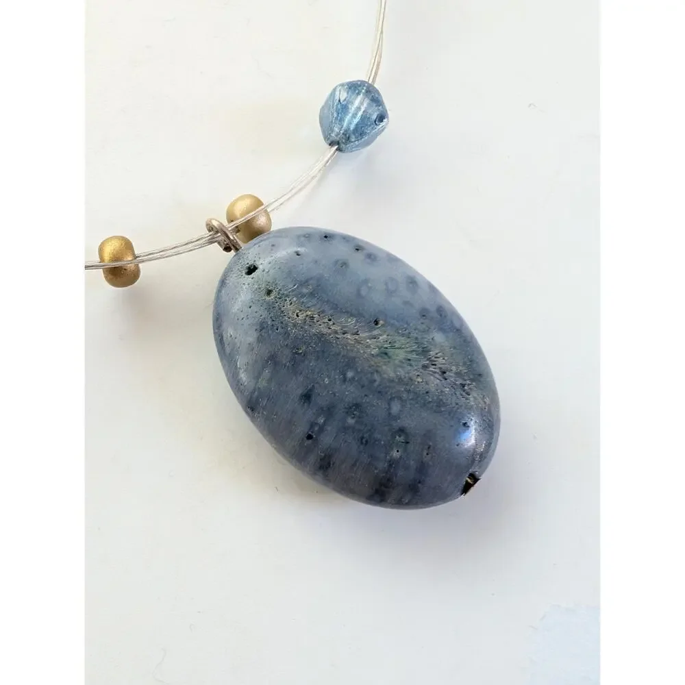 Vintage 90s Art To Wear Glass Bead Blue Coral Pendant Memory Wire Boho Necklace